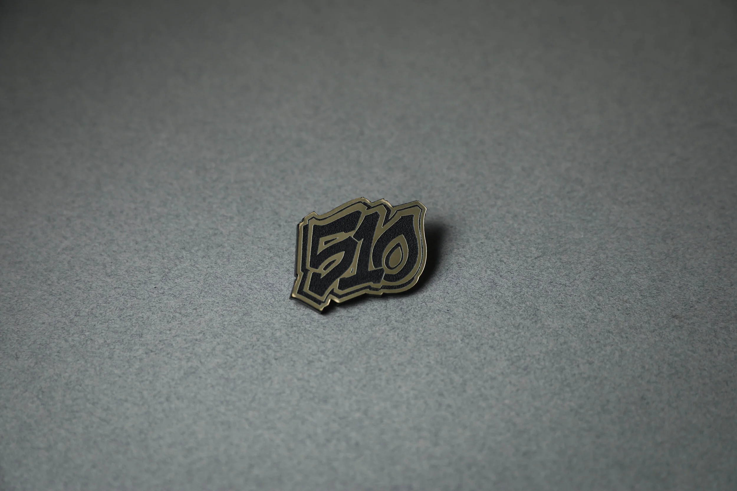 510 Letter Pin Gold