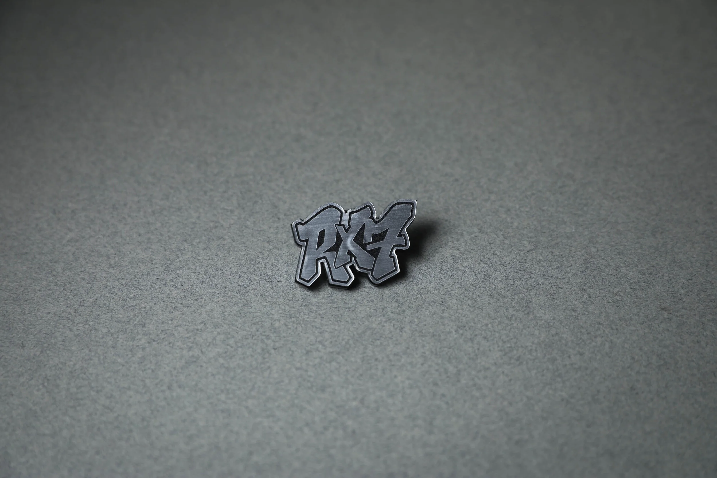 RX7 Pin Silver