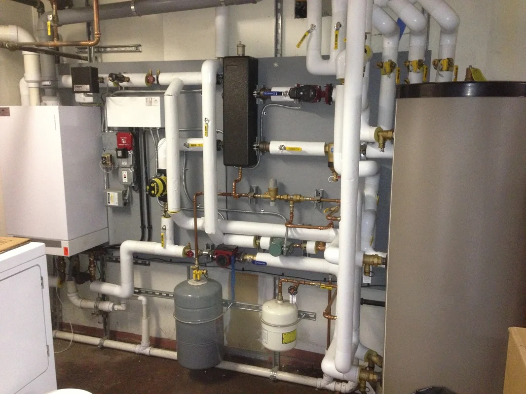 Absolute Mechanical is a licensed heating contractor, boiler installer, operating in New York. We specialize in the installation and correction of the installation of steam and hydronic heating systems.