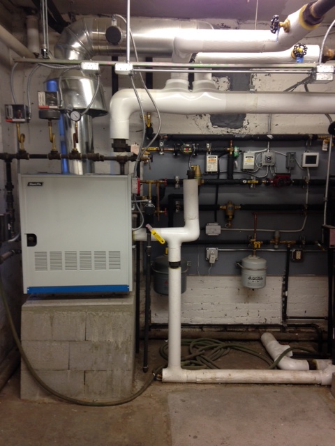  Absolute Mechanical is a licensed heating contractor, boiler installer, operating in New York. We specialize in the installation and correction of the installation of steam and hydronic heating systems. 