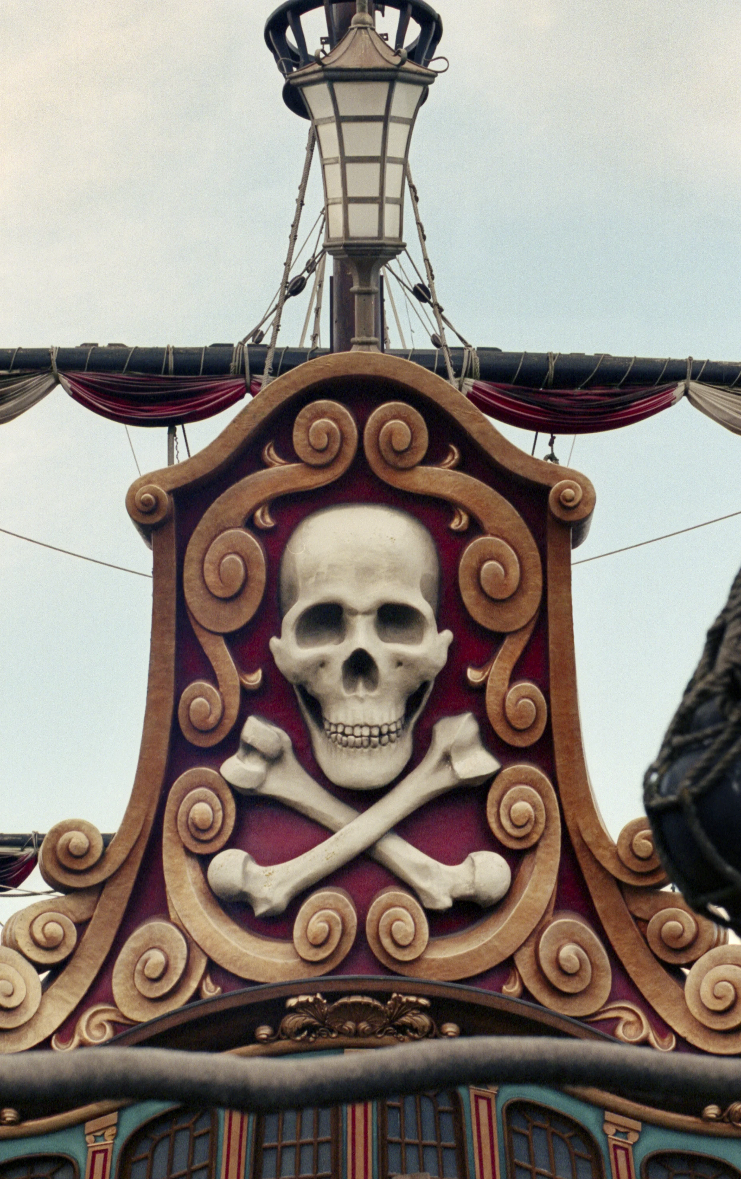 Disneyland Paris, Study XX, 2019