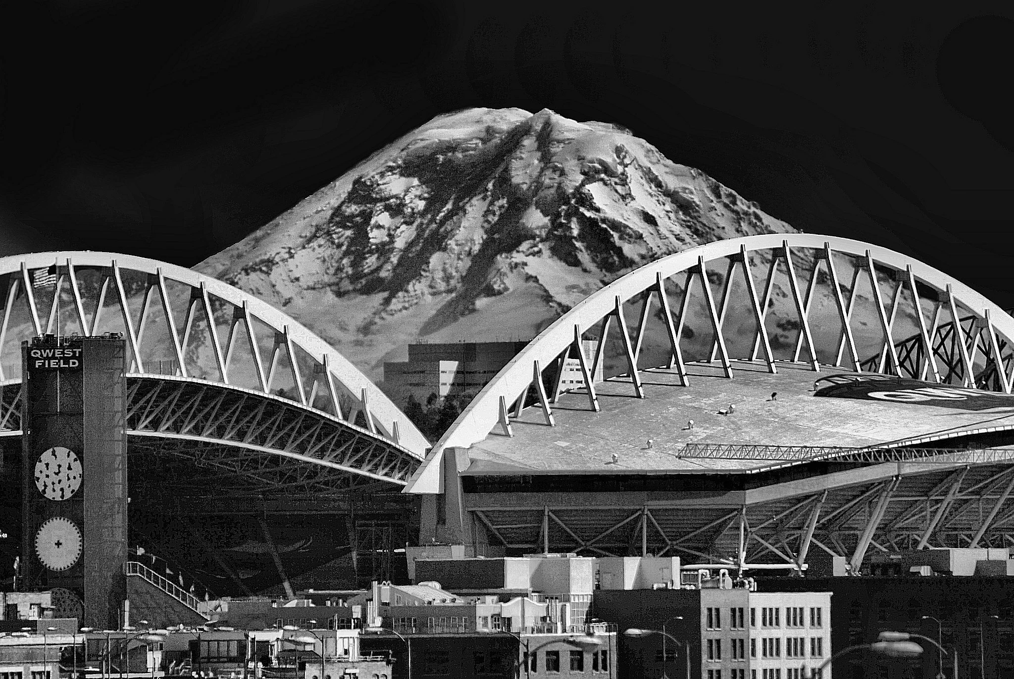 Seattle06BW.JPG