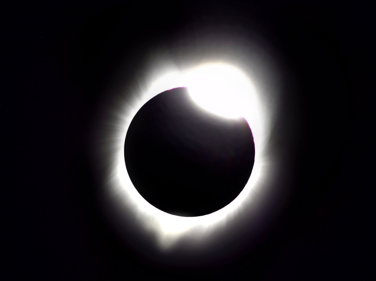 Eclipse 07 Diamond Ring Composite Web_00013Web.jpg