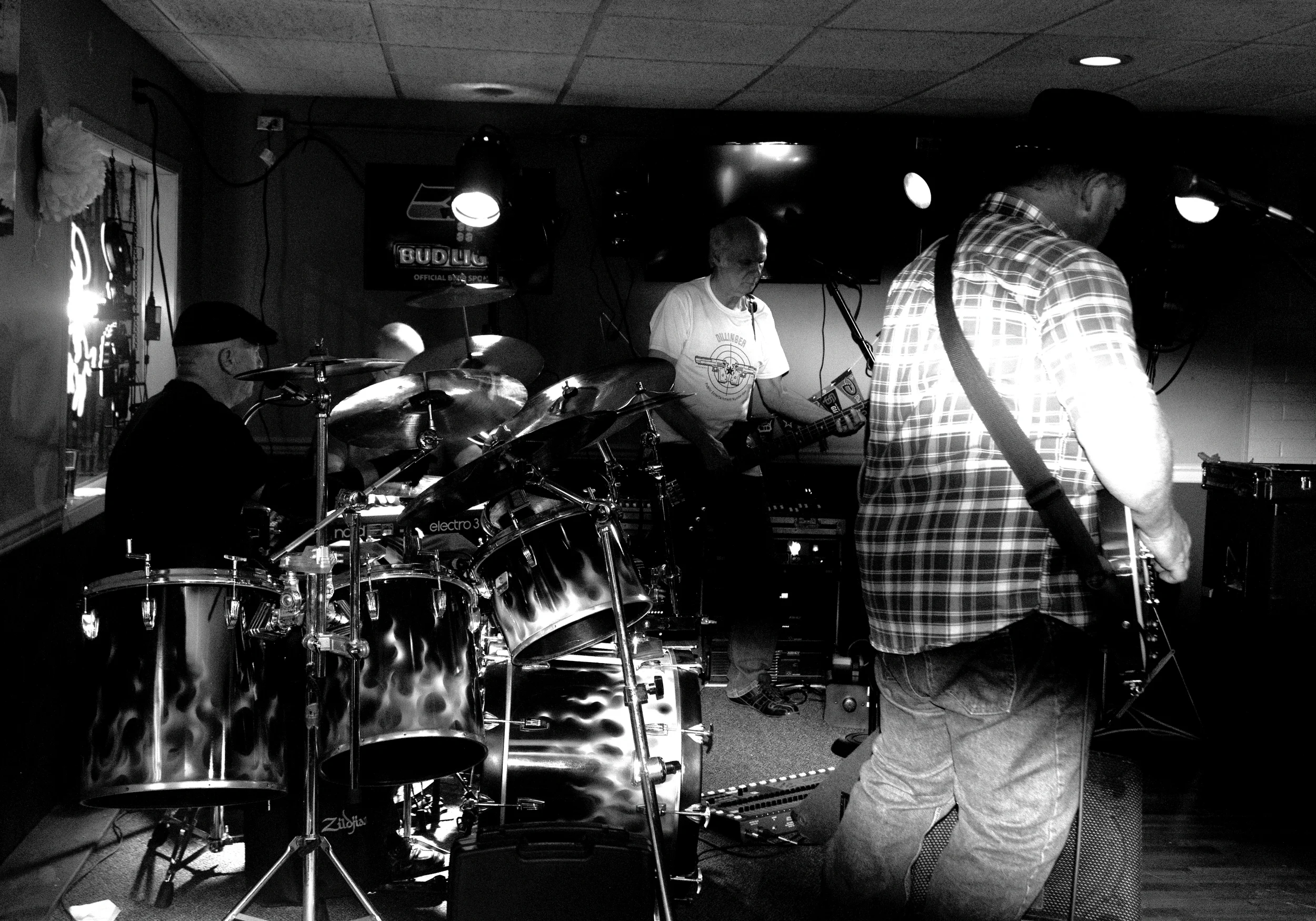 _D550913_B&W_B&W WEB.jpg