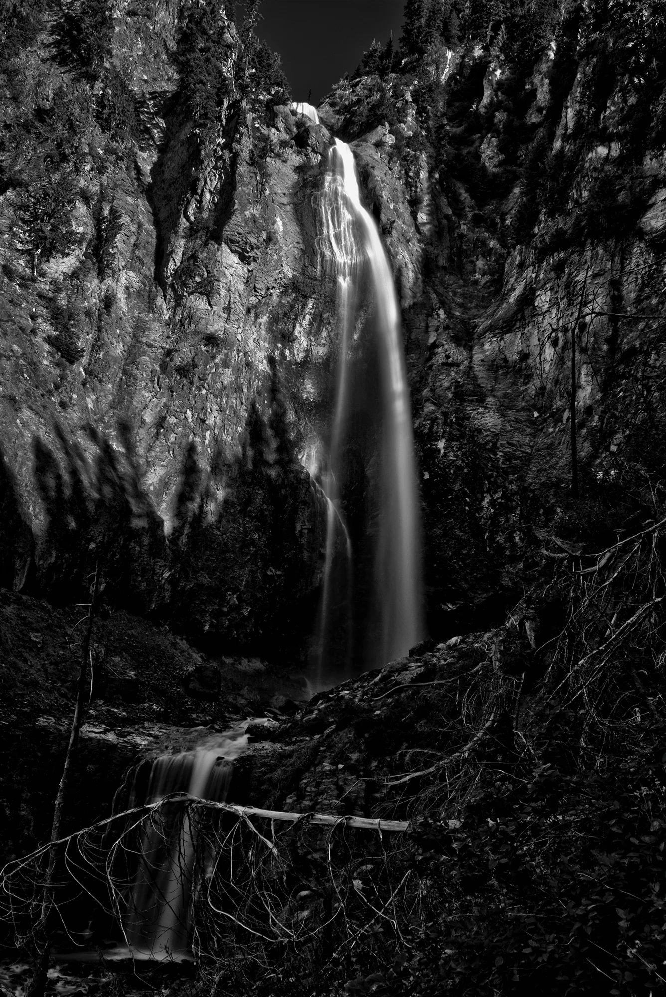 Comet Falls Morning HDR Processed BW Web .jpg