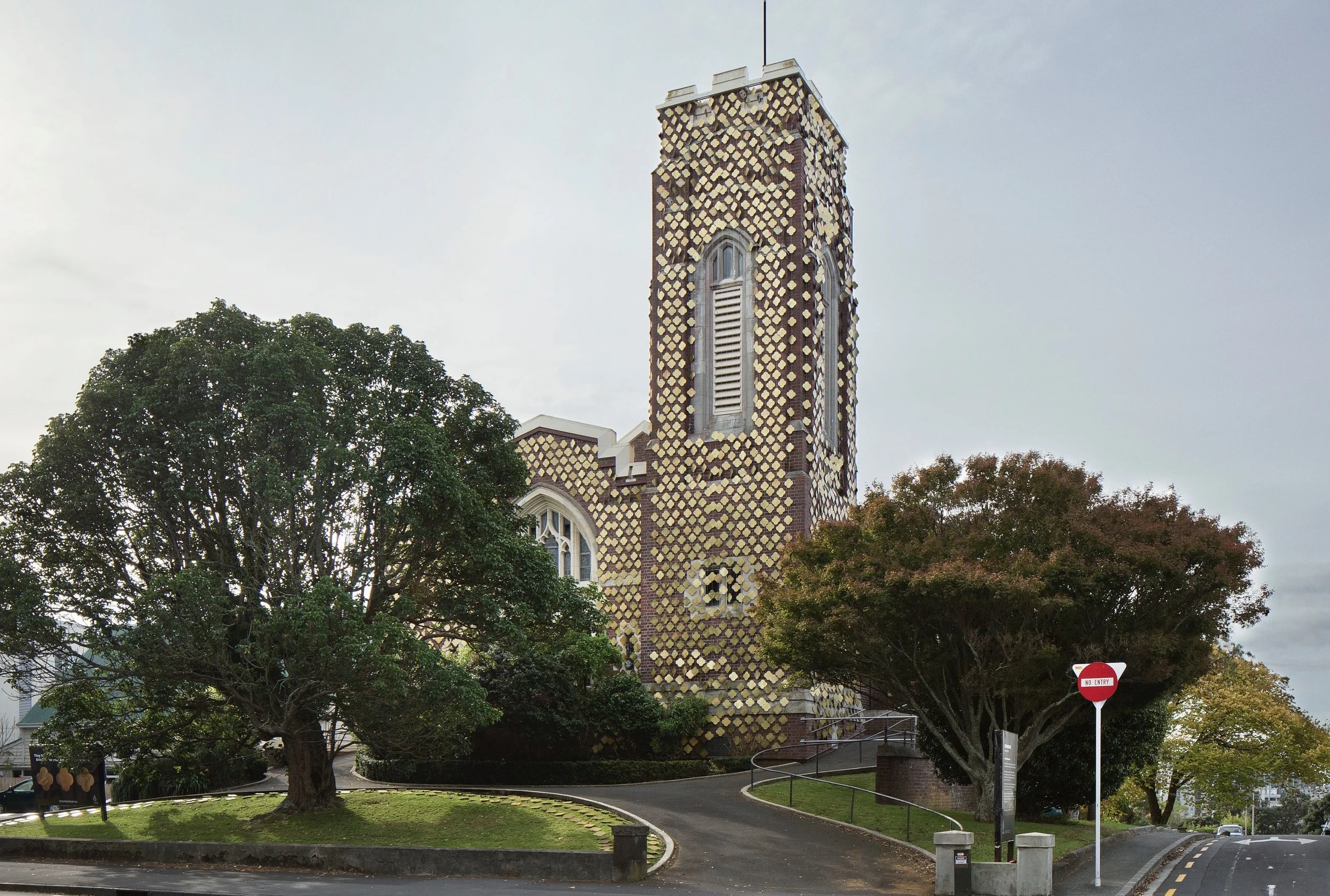 Max Gimblett quatrefoils installed on the exterior of the St David's building