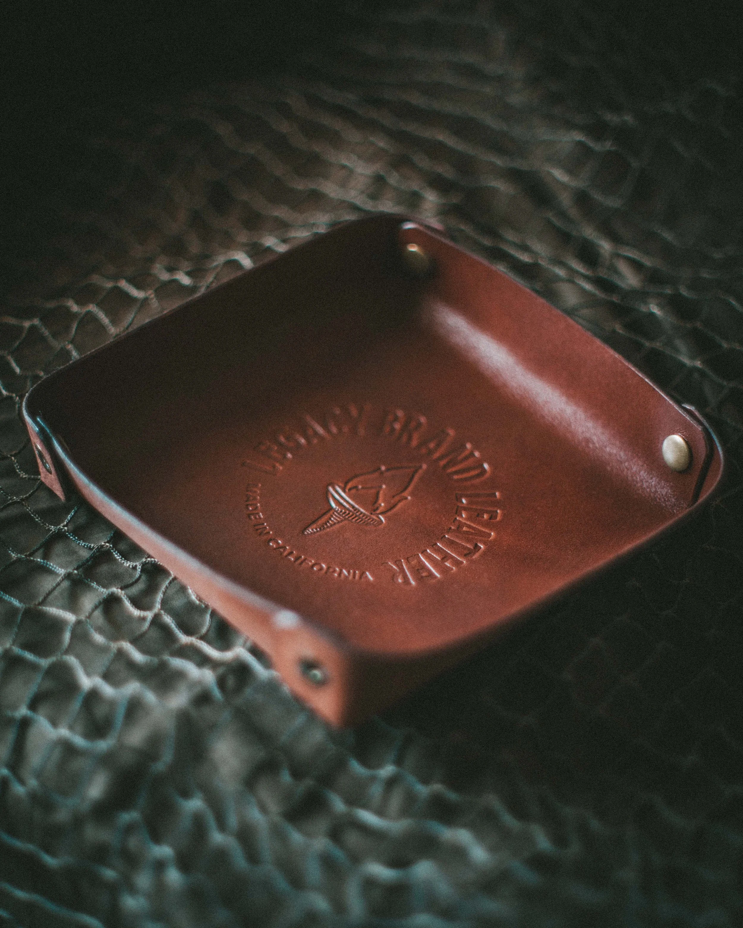Valet Tray in Medium Brown Harness