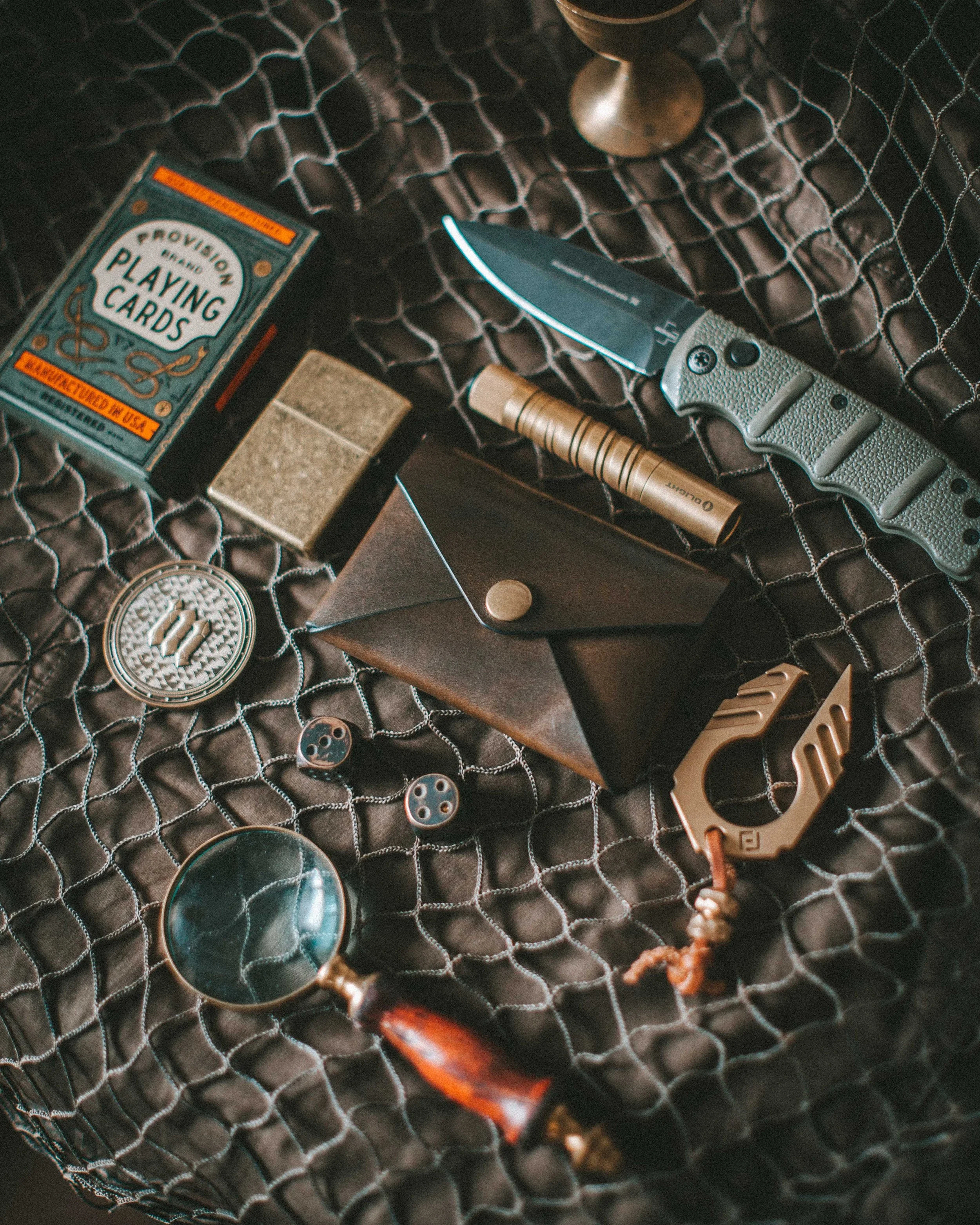 EnvelopeCardHolder_EDC_Flatlay_3.29.22.jpg