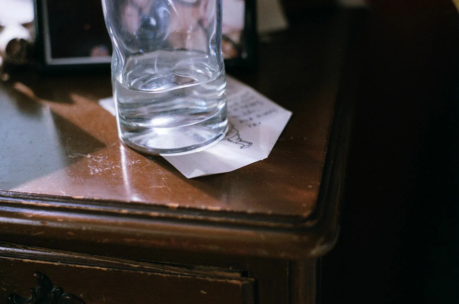 glass1.jpg