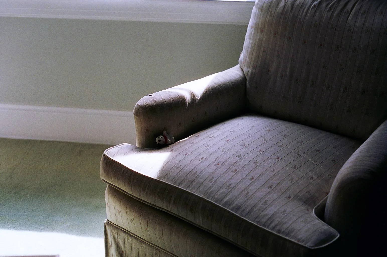 chair2.jpg