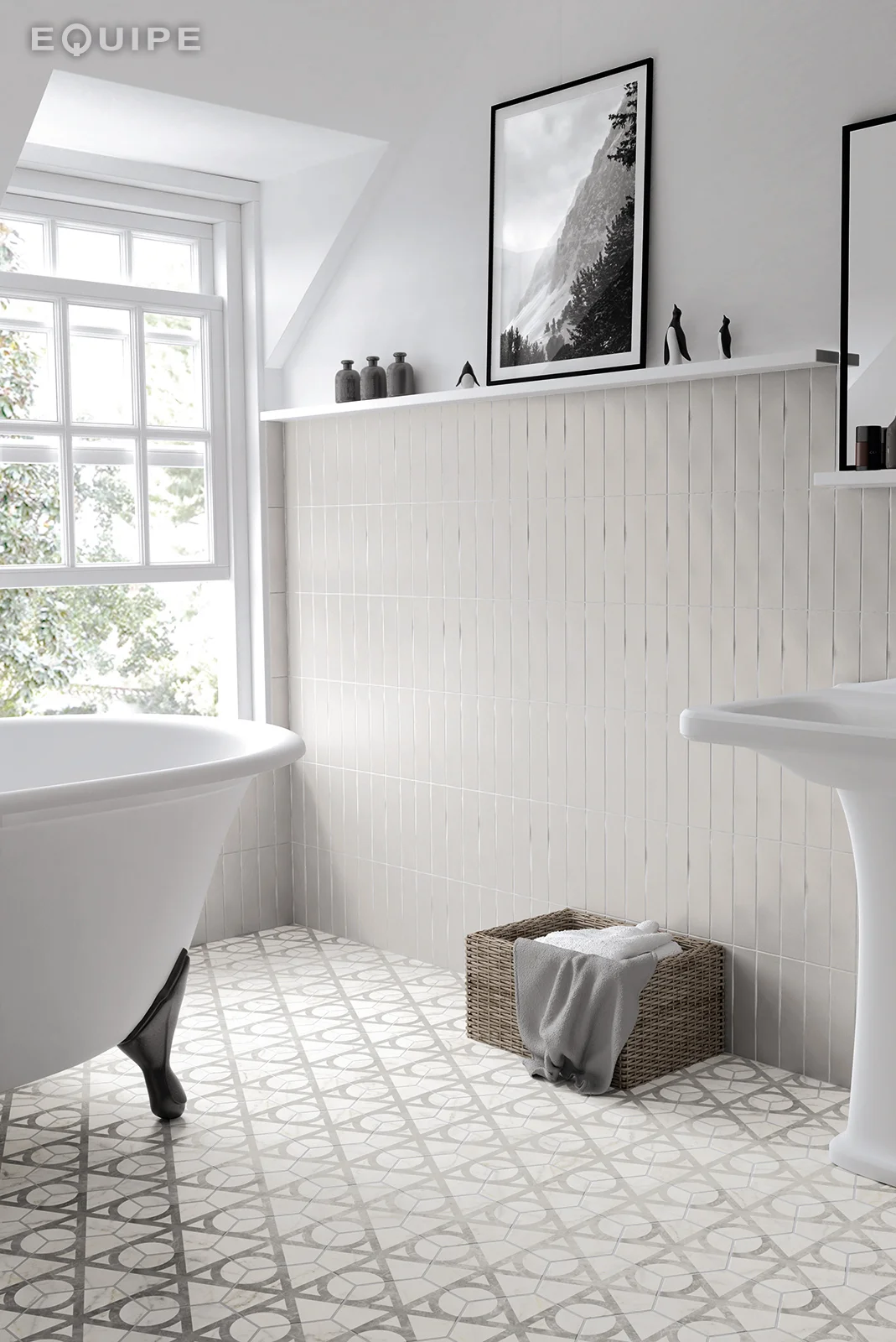 CarraraHexagonFlow bath.jpg