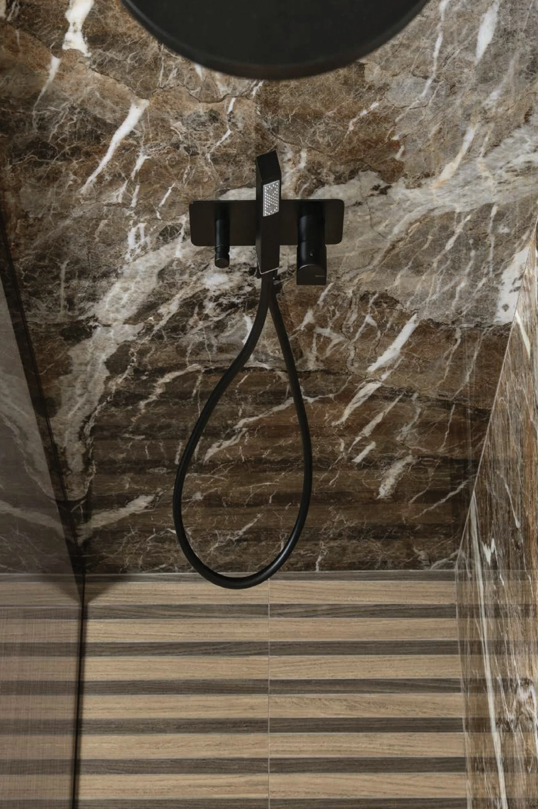 實景 舞敦煌(亮+霧) 120x280 (6).jpg