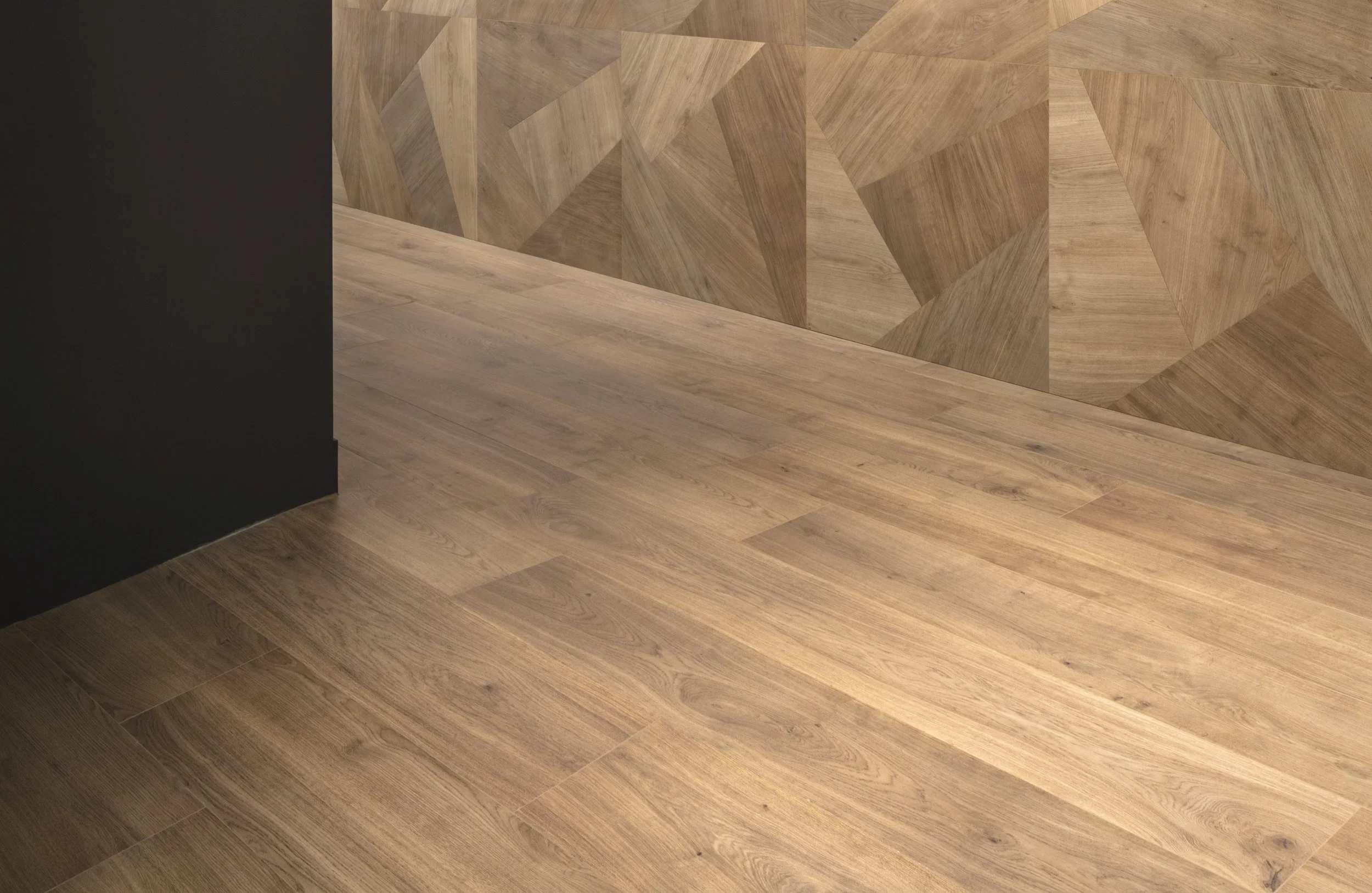 實景 楠杉NO.3木紋褐 (1).jpg