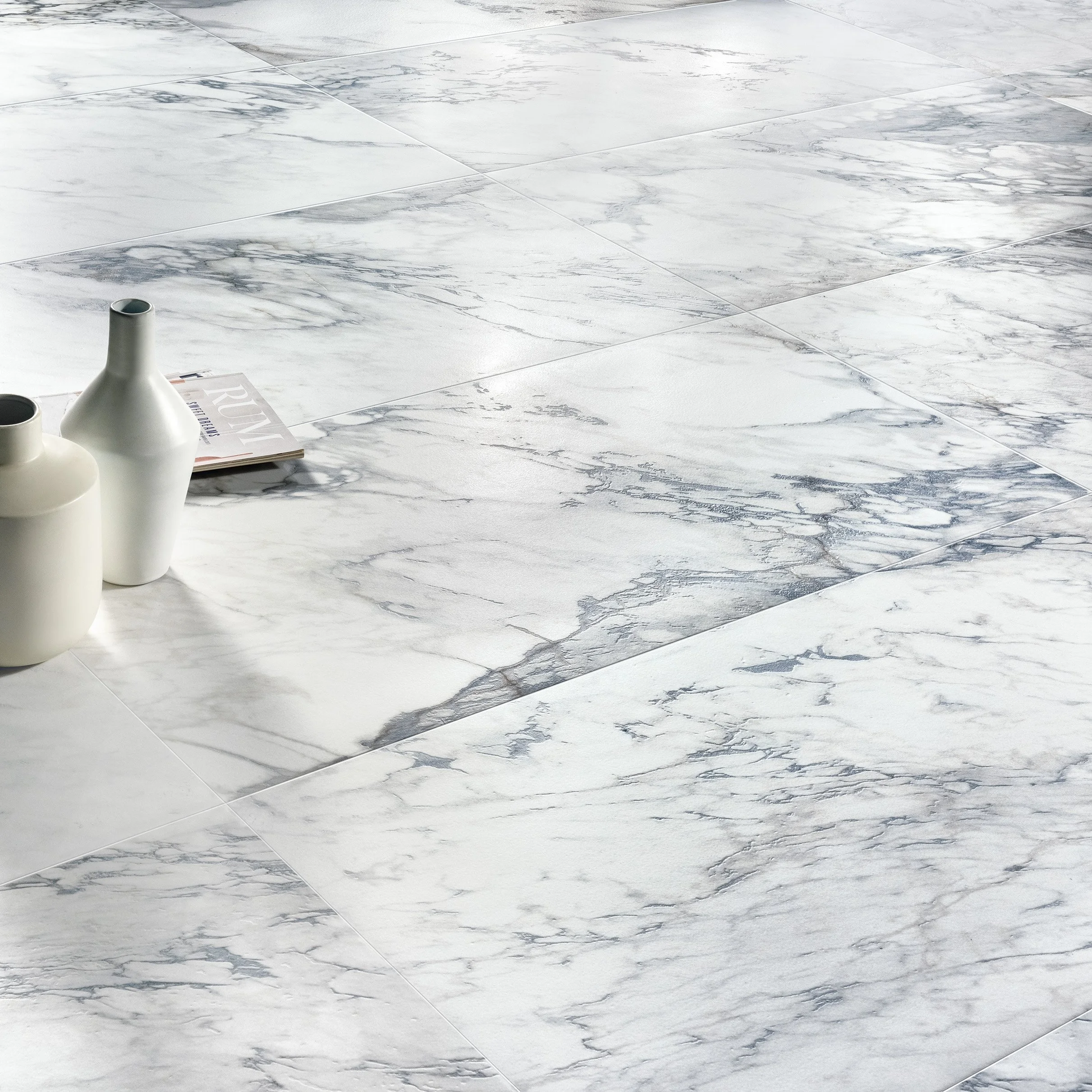 蒙塔拉NO.2大雕刻 60x120 實景.jpg