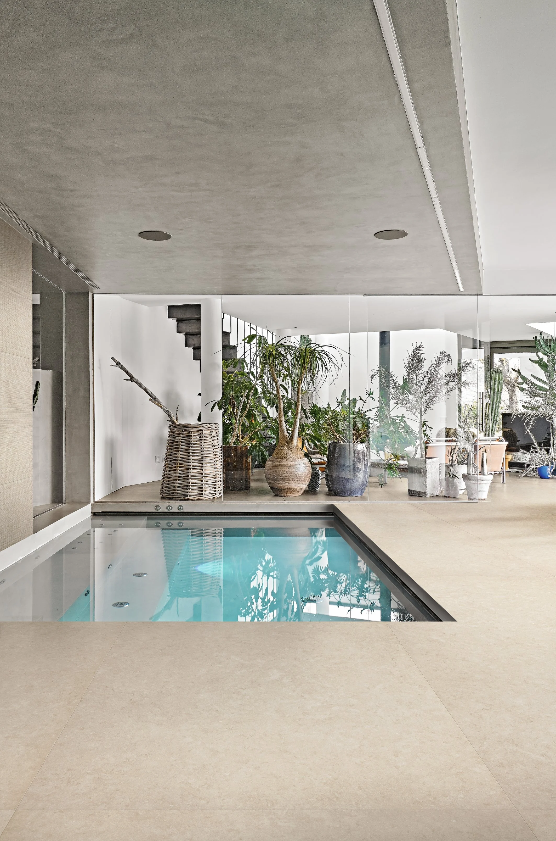 REX萊姆石 米 120x120實景-1.jpg