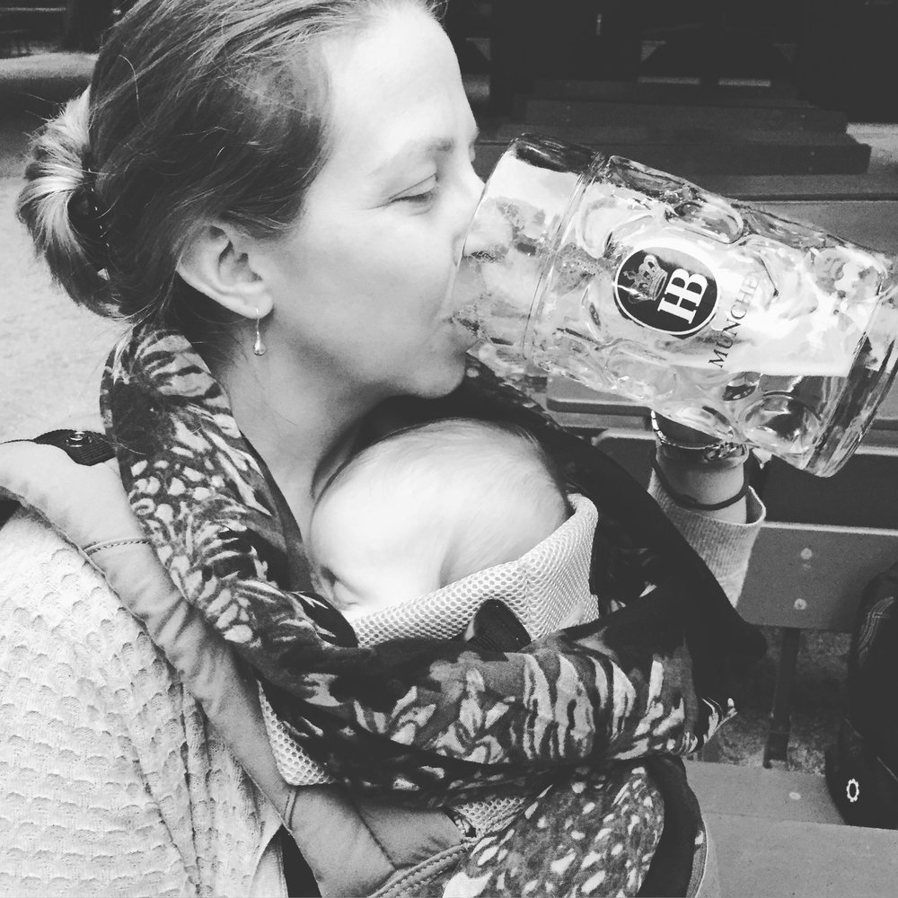 Lauren at Chinesischer Turm