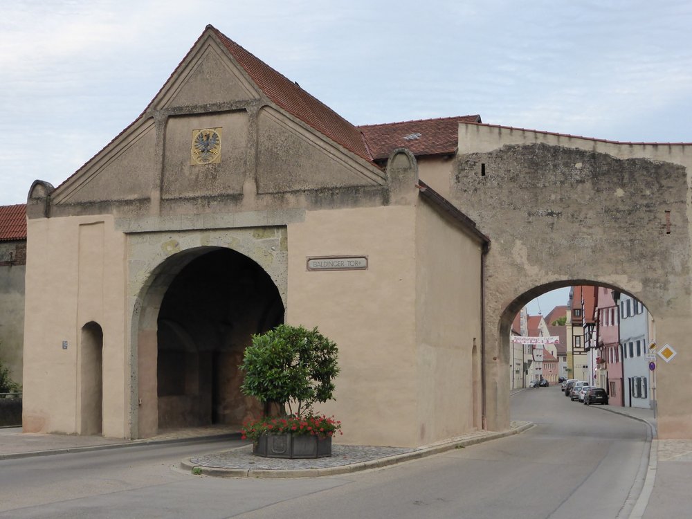 City wall of Nördlingen