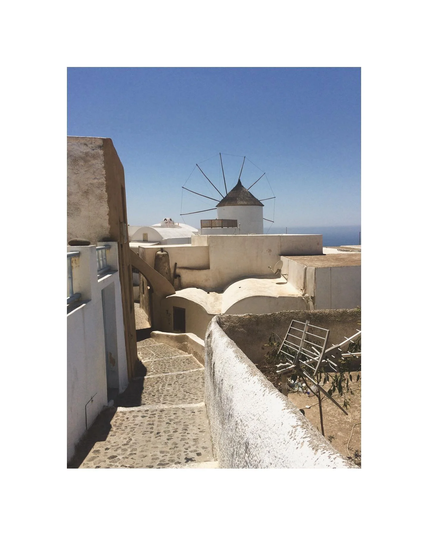 Oía, Santorini, Greece. June 10, 2015 2:28 PM
.
.
.
It is snowing in places it normally doesn&rsquo;t today. The Acropolis in Athens is laying under heavy snow fall. I took this photo after getting hit on a scooter by an asshole from Texas (It might