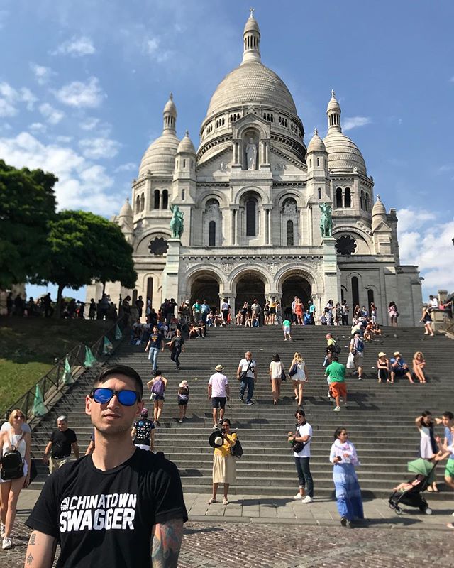 Chinatown Swagger in Paris!
Still a few shirts left in youth and adult sizes. Go to 9-man.com/purchase. 📷 by @nobodysweasel