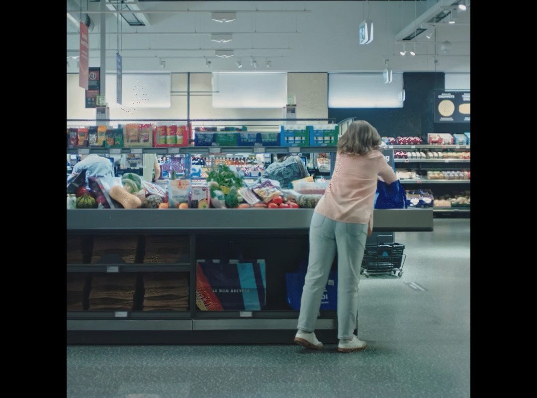 ALDI_Bottomless Bag_1.gif