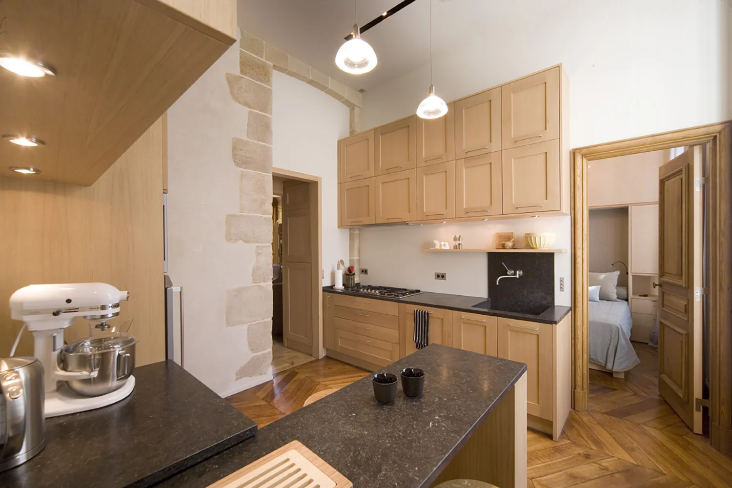 isl-kitchen.jpg