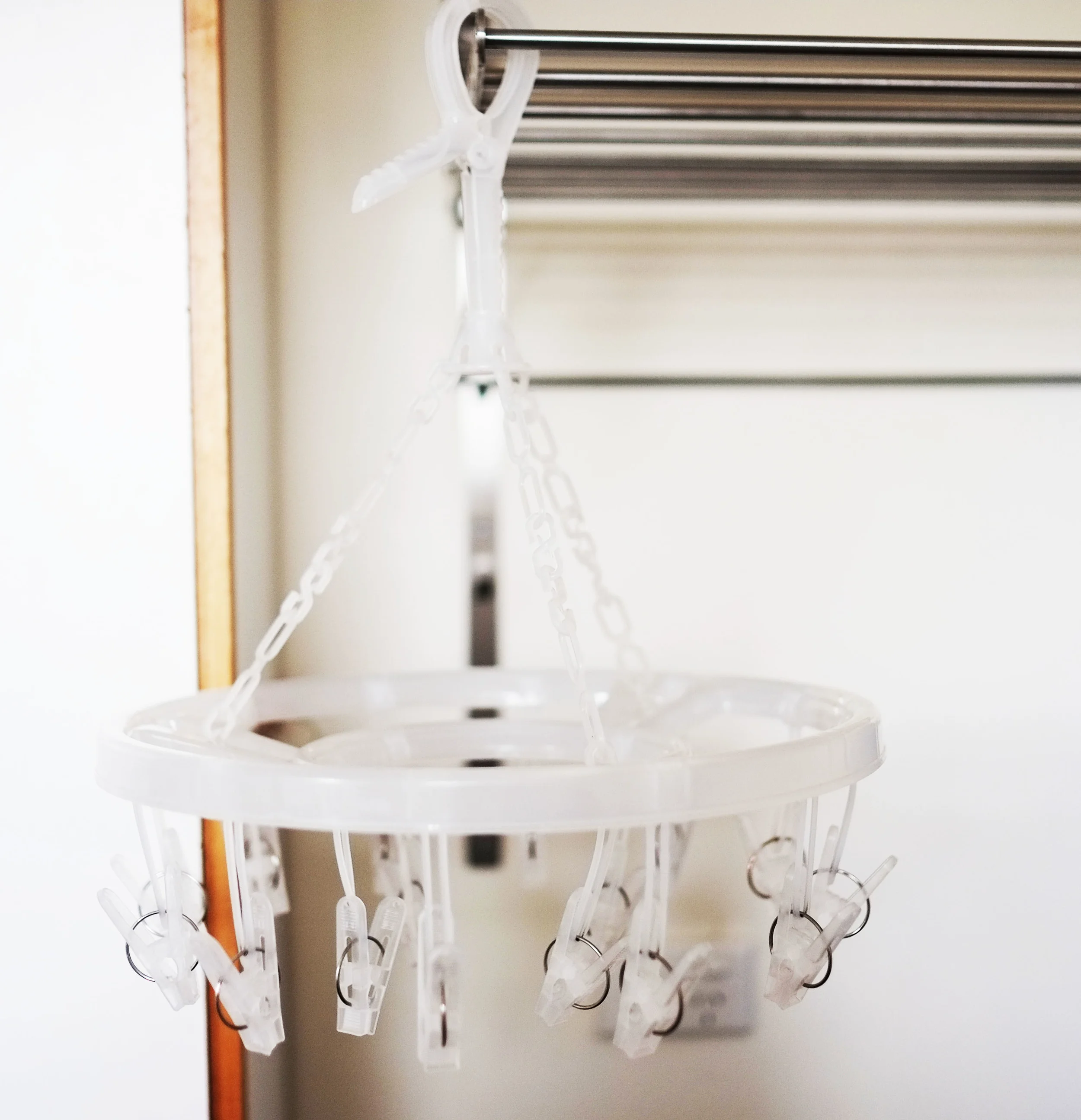 Hanging pegs