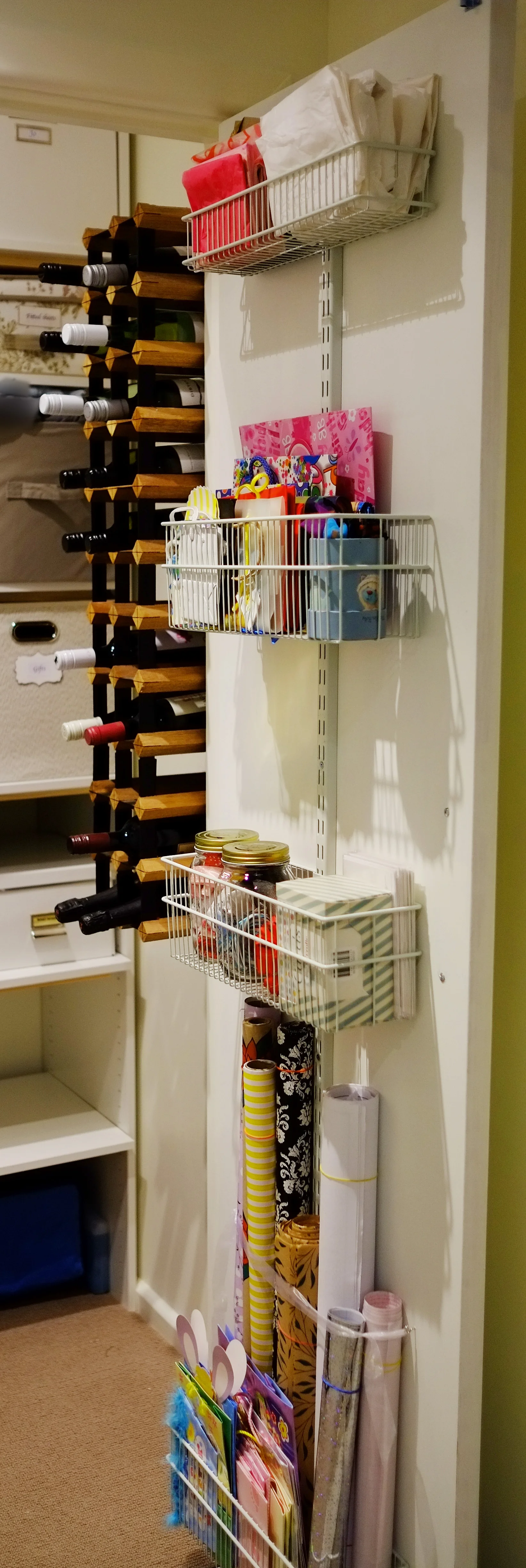 wrapping station