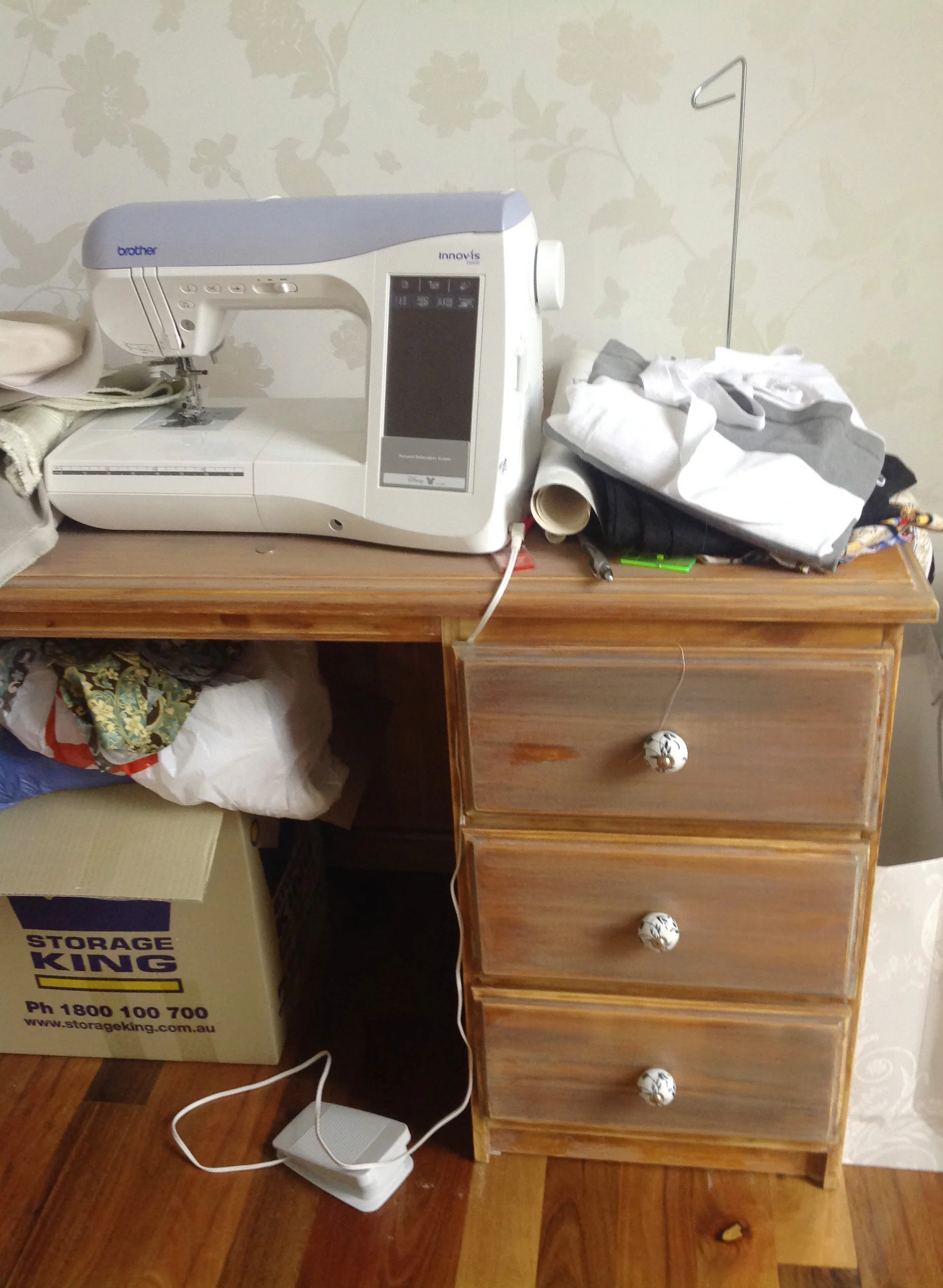 disorganised desk