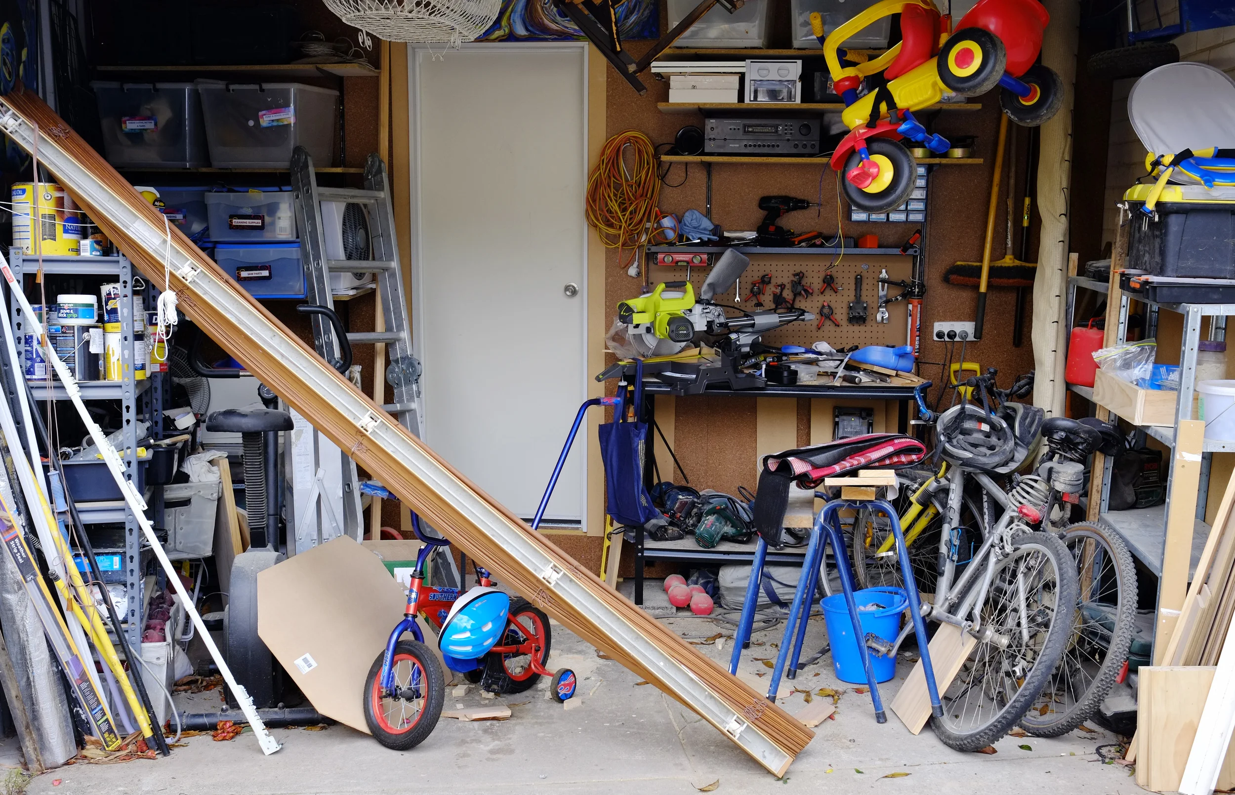 garage pre-makeover