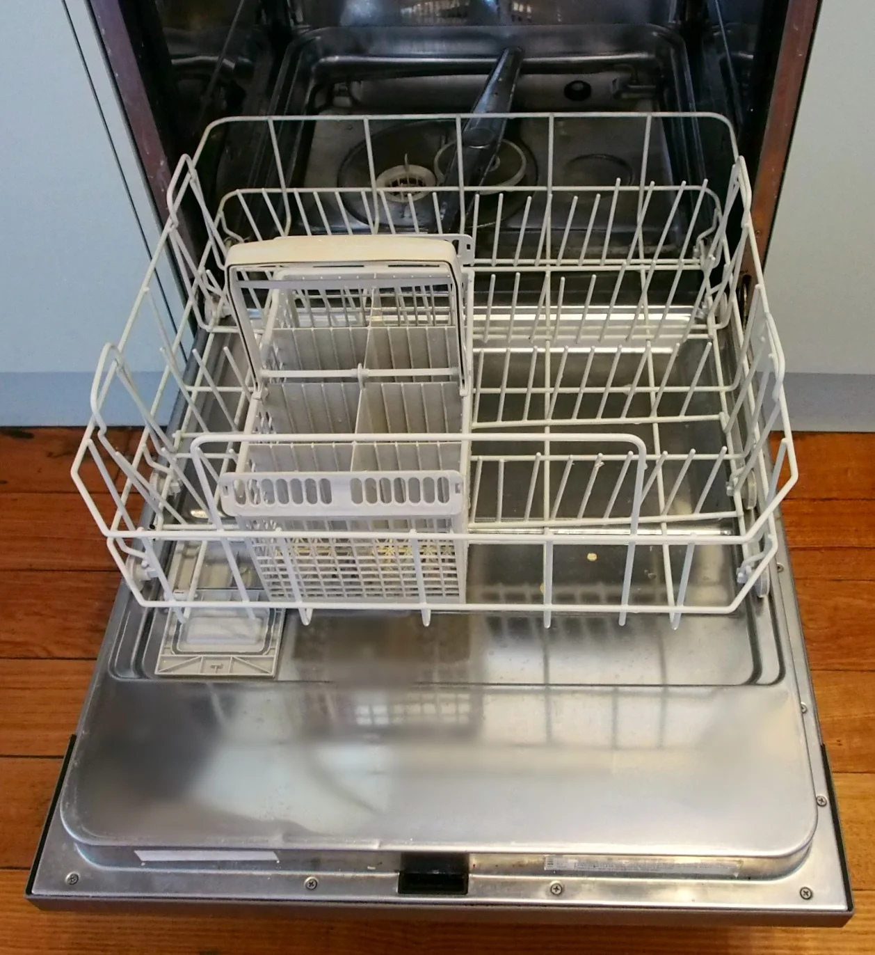 empty dishwasher