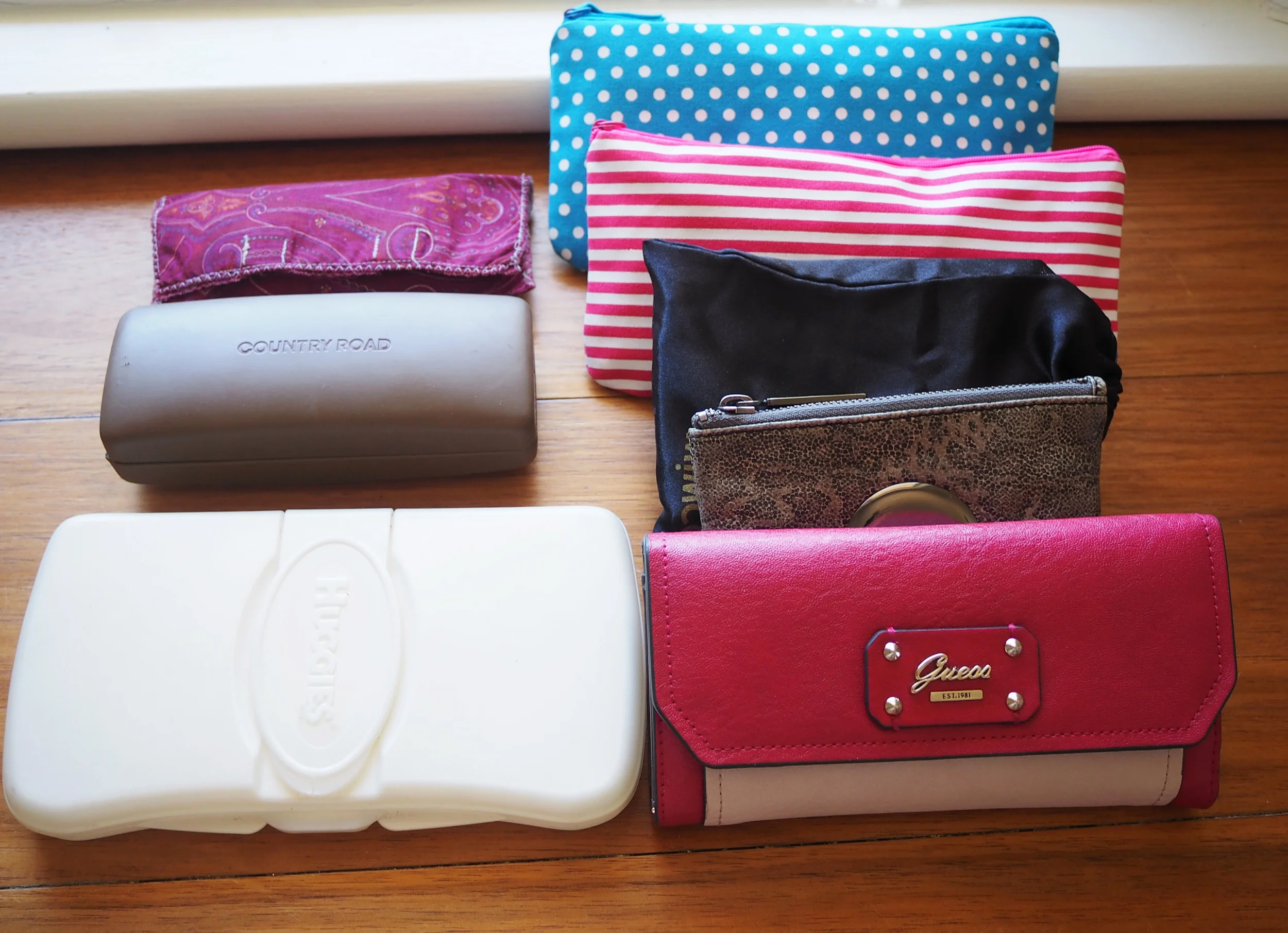 storage options for organising your handbag