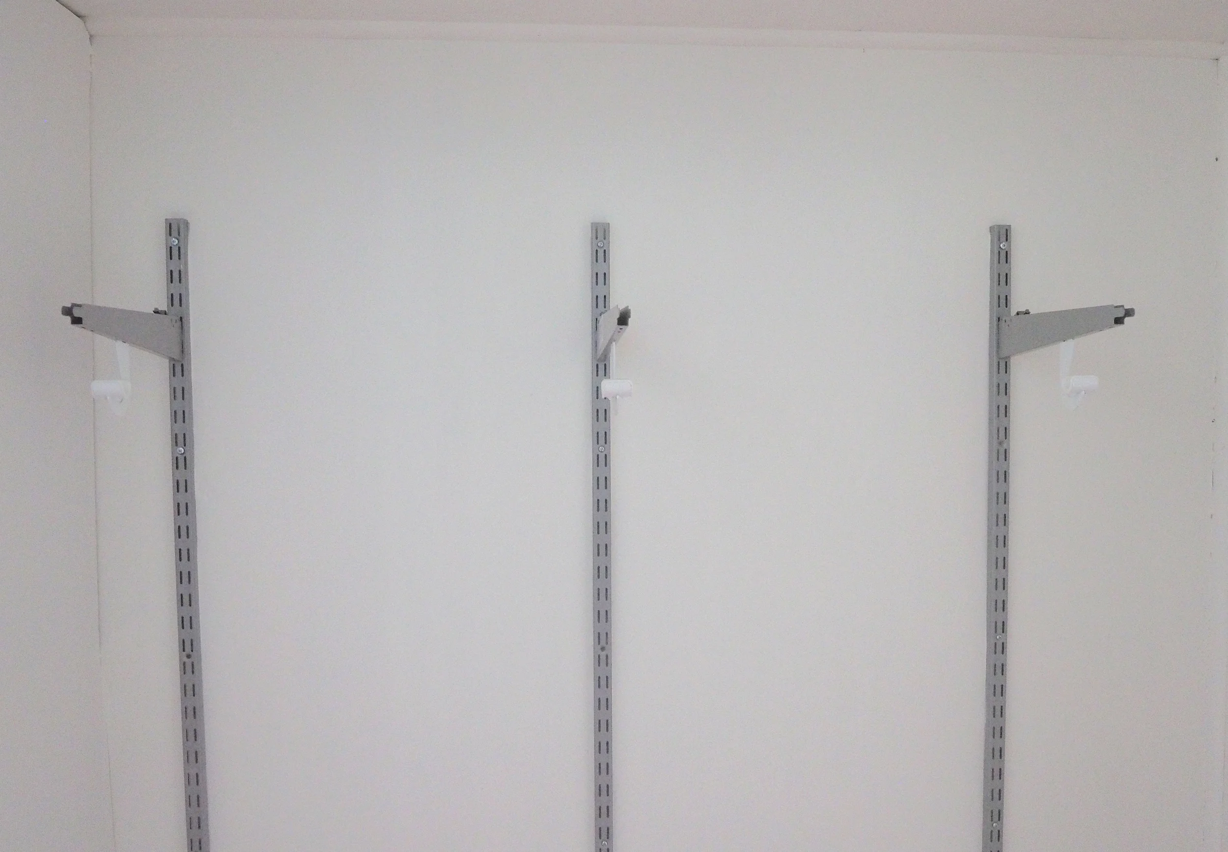 Setting up storage for a wardrobe - The Organised You
