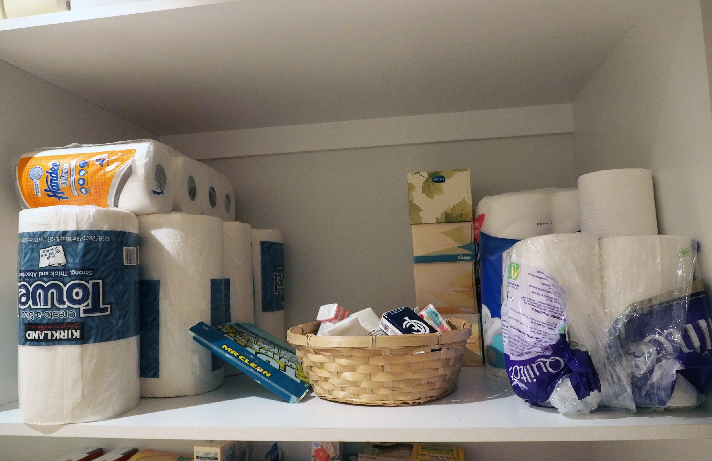 How to organise your pantry - group like categories together to make everything easy to find {The Organised You}