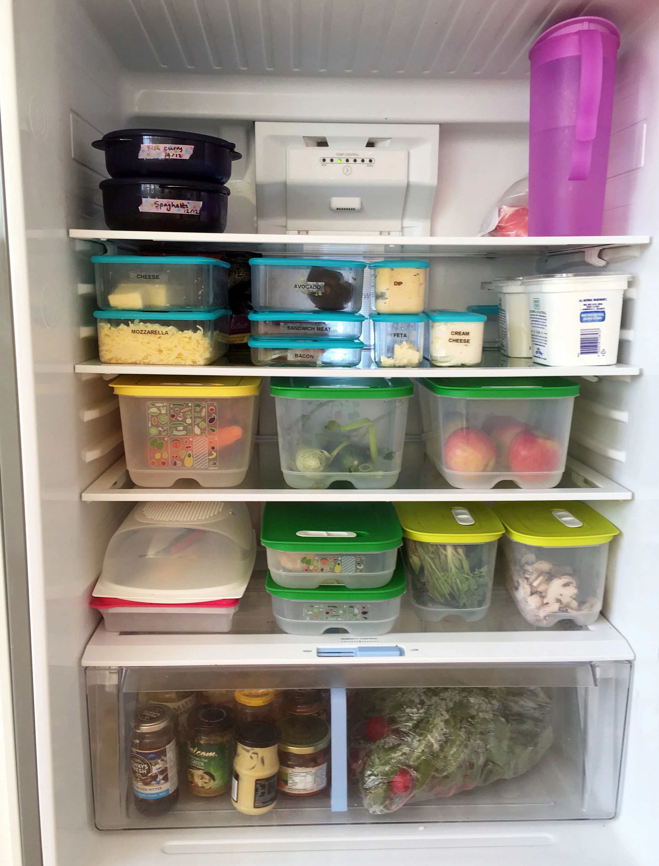 Organise a fridge with airtight containers {The Organised You}
