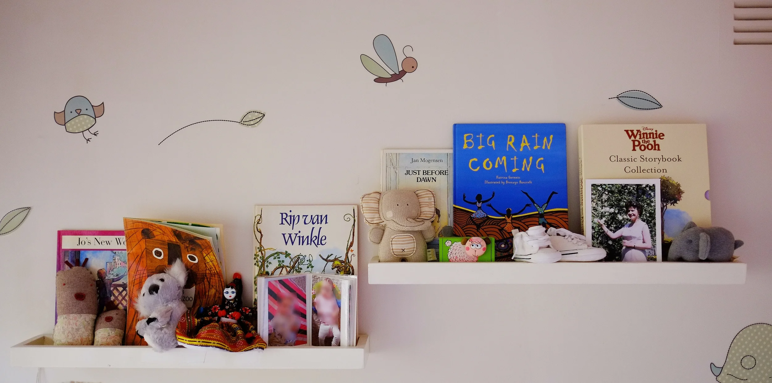 Baby nursery decor
