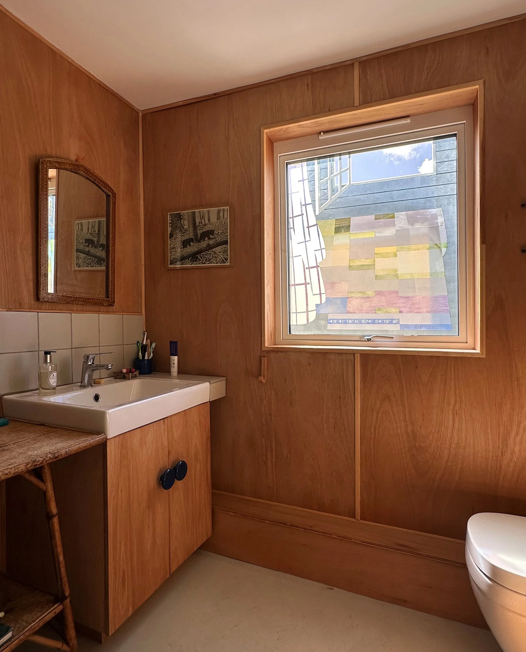 BATHROOM IN HAYLE