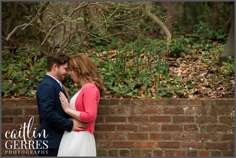 William and Mary Campus Engagement Session Photo-4_DSK.jpg