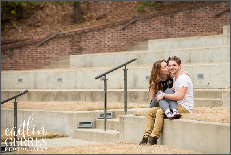 William and Mary Campus Engagement Session Photo-21_DSK.jpg