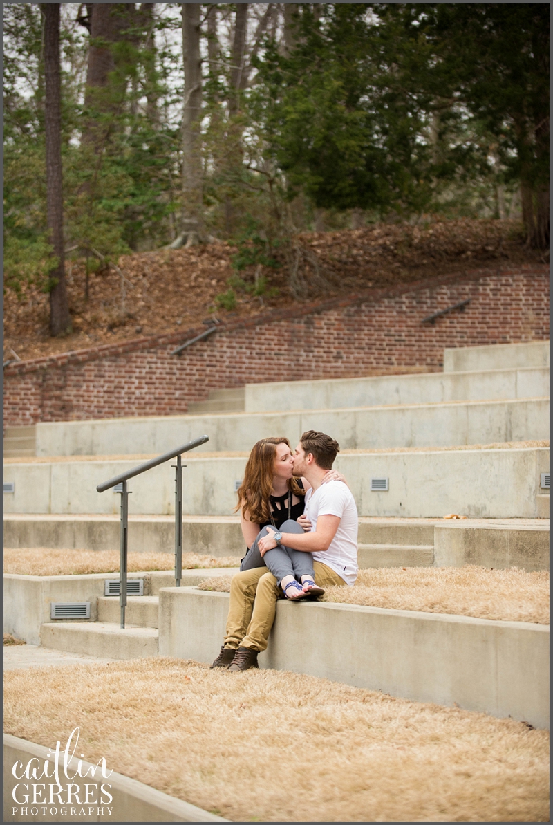 William and Mary Campus Engagement Session Photo-22_DSK.jpg