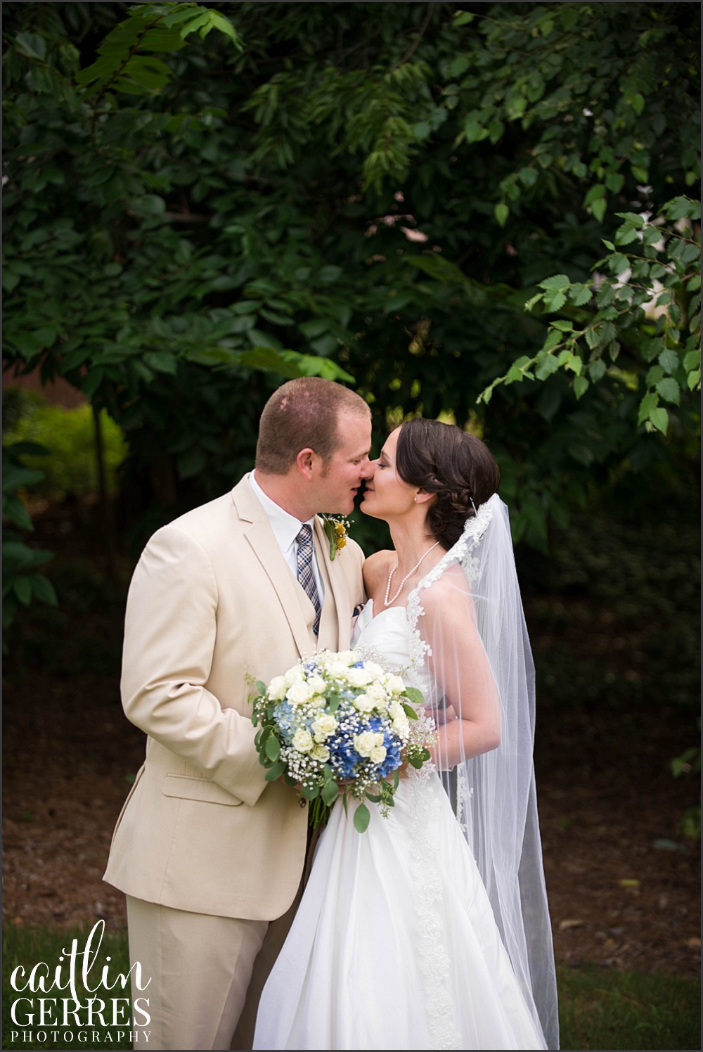 Navy Portsmouth Women's Club Wedding-70_WEB.jpg