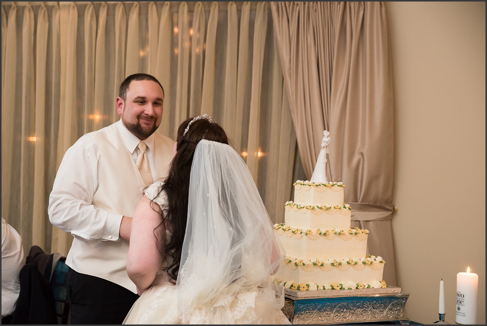 Greenbrier Country Club Wedding in Chesapeake-327_WEB.jpg