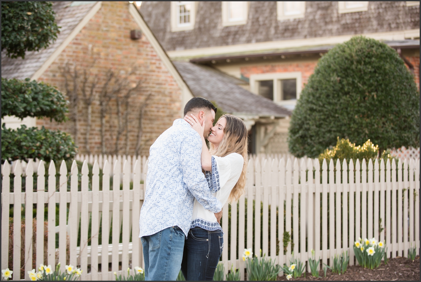 Orie & Jesse.Francis Land House Engagement Session-130_WEB.jpg