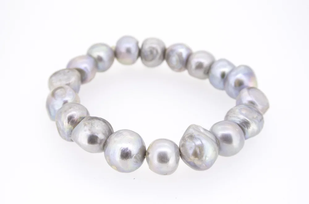 silver+stretch+cuff+side.jpg