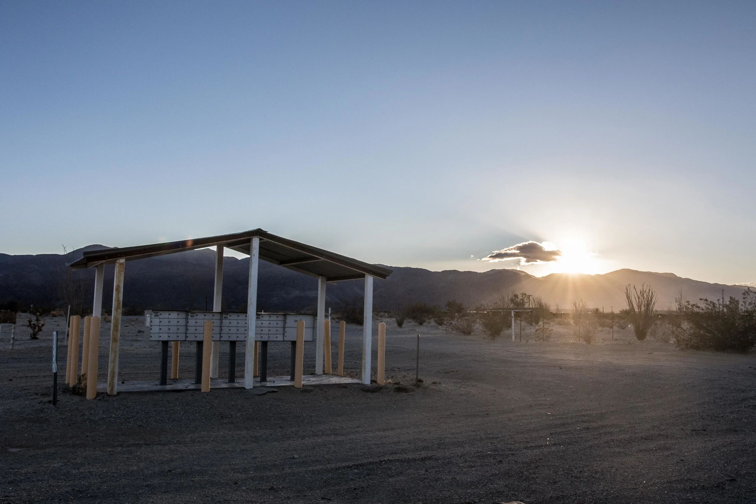 CA-BorregoSprings-MailboxesSunset1.jpg
