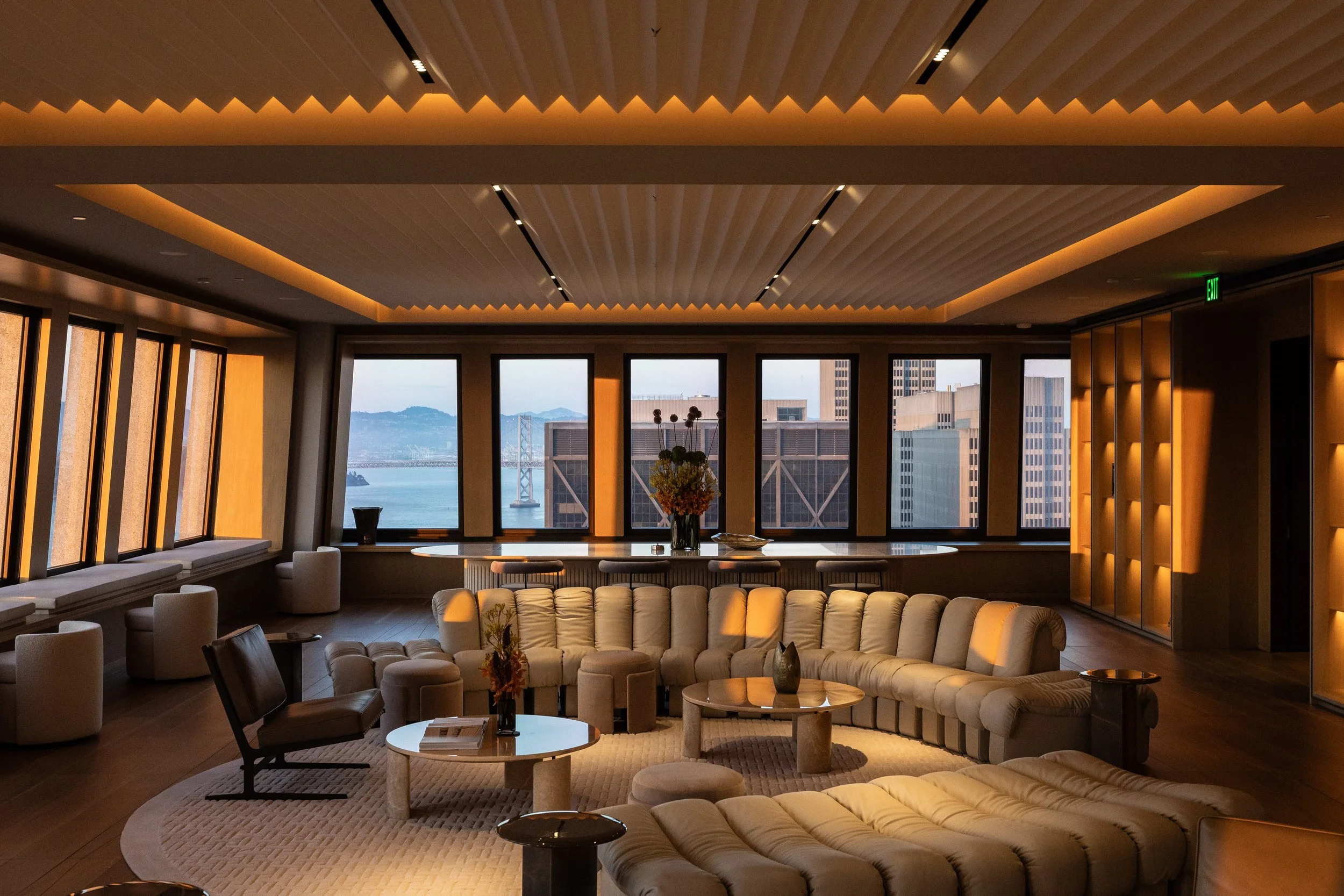 TPC-L27-SkyLounge-LoungeAreaSunset5-Lscp-Jul2024.jpg