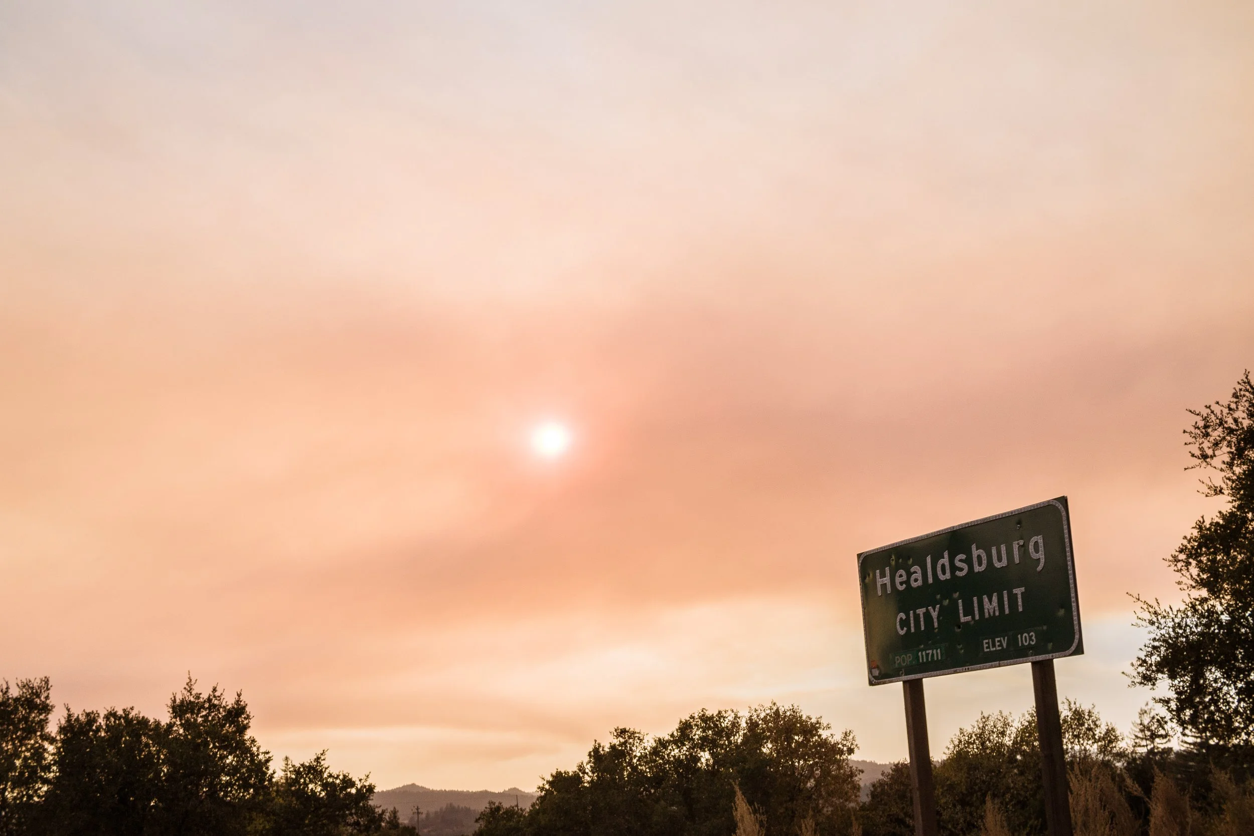 CA-Sonoma-Wildfires-HealdsburgSign.jpg