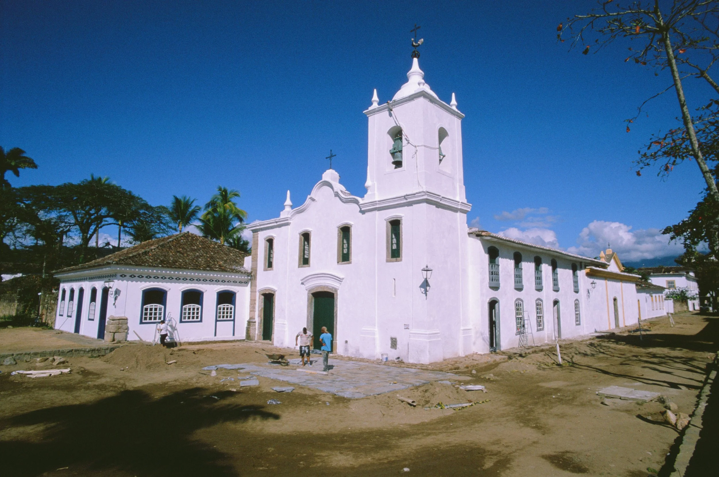 Bra-Par-WhiteChurchRenovation.jpg