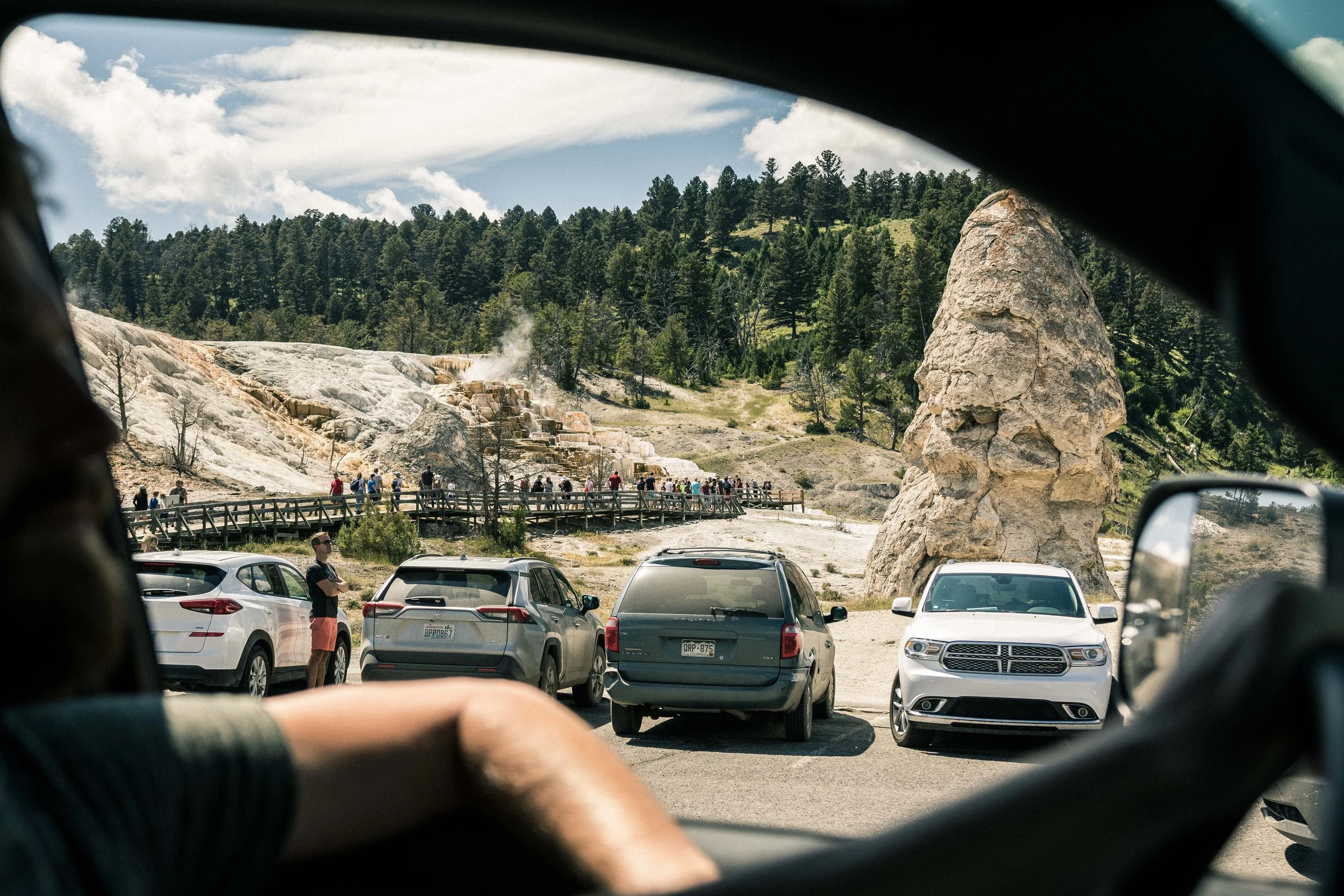 YL-MammothBoardwalkParking1.jpg