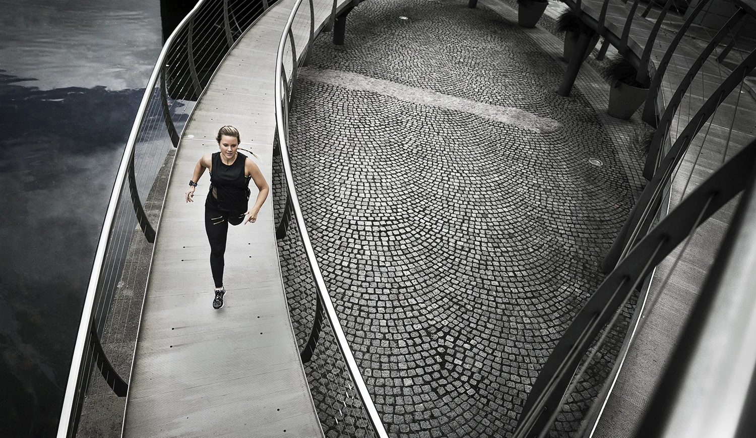 Sophie Radcliffe running in London. 