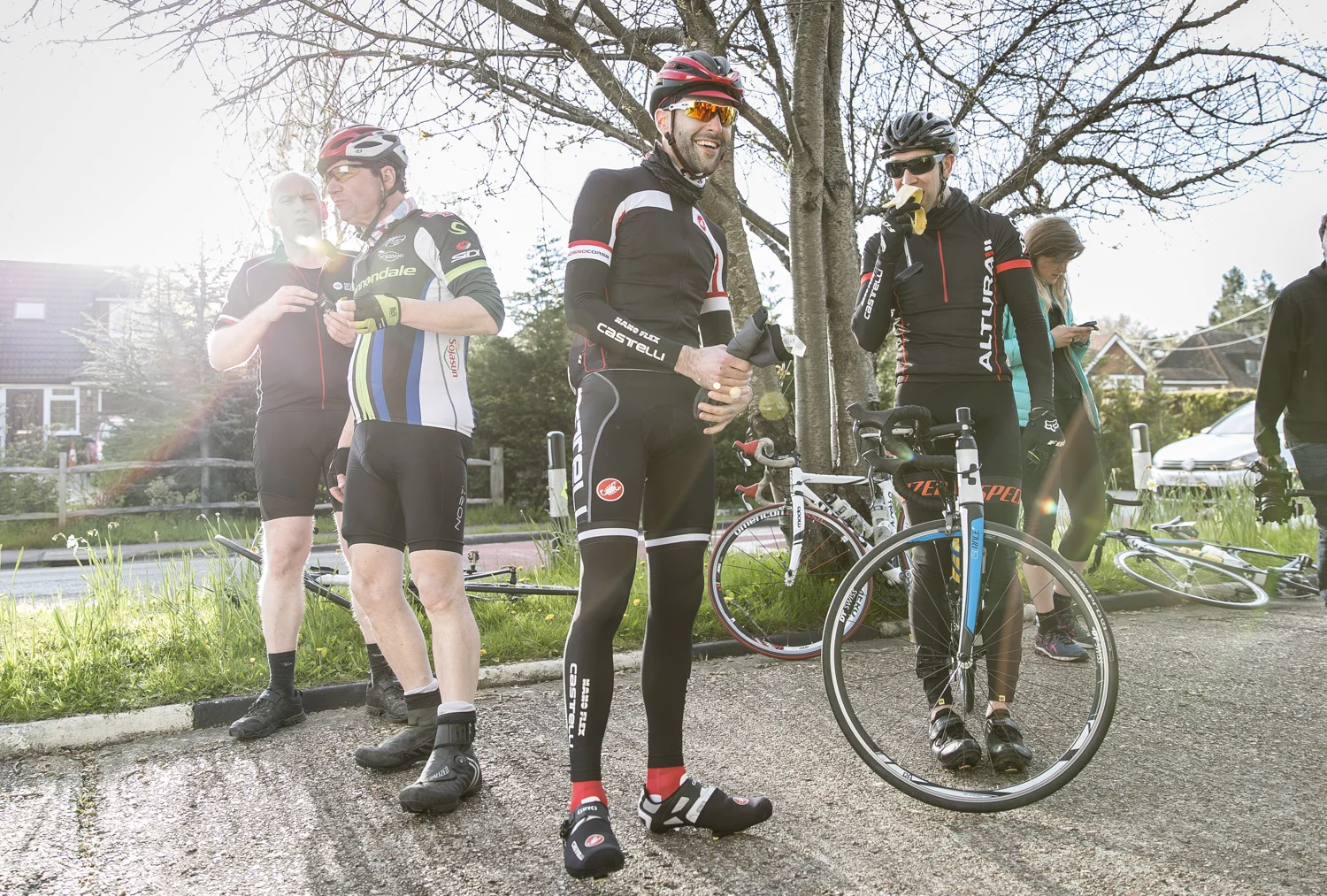 London 2 Paris 24hr cycle sportive.
Photo credit : Chris Winter